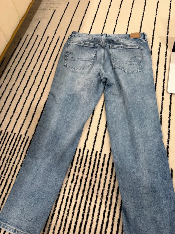American Eagle Jeans - Image 2