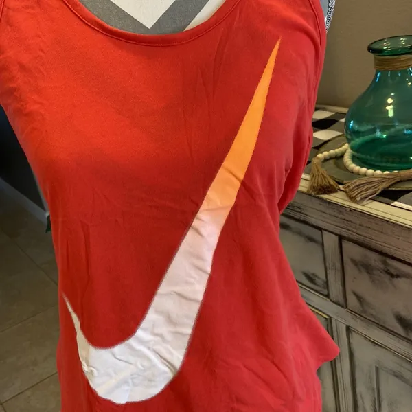 Nike orange ombré swoosh Dri-Fit tank - Image 2