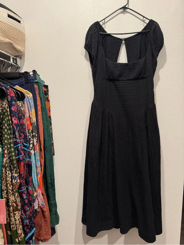 Free People Ciara Pucker Midi Dress Black M NWOT Pockets - Image 3
