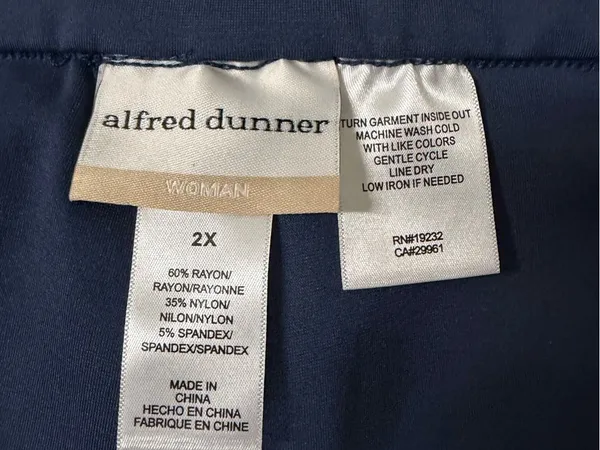 NWOT Alfred Dunner Navy Pull On Wide Leg Crop Center Seam 2X‎ Jersey Knit Casual - Image 4