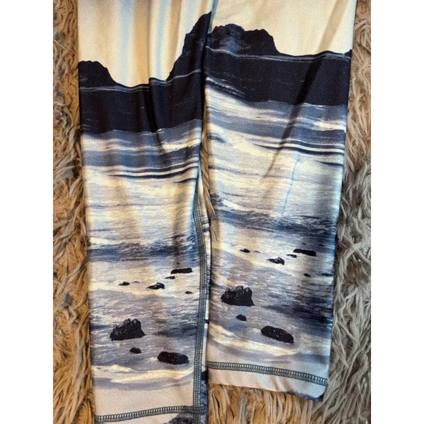 Aerie Chill Play Move Blue Mountain Landscape Print High Waisted Leggings M - Image 6