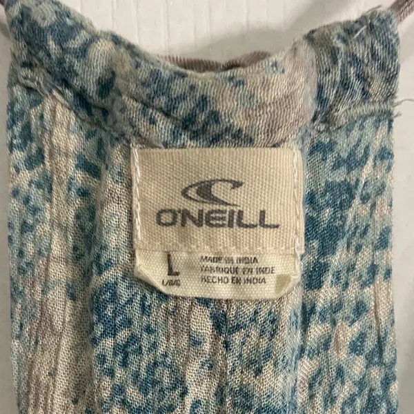 O'Neill Blue and Cream Textured Fabric - Image 2