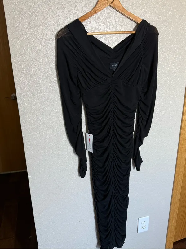 Bardot Ruched Detail Midi Dress Medium New - Image 3
