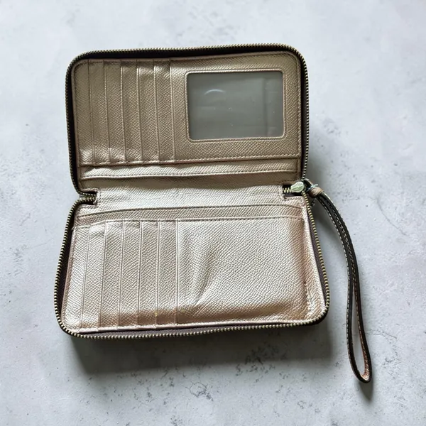 Classic rose gold coach wallet  - Image 3
