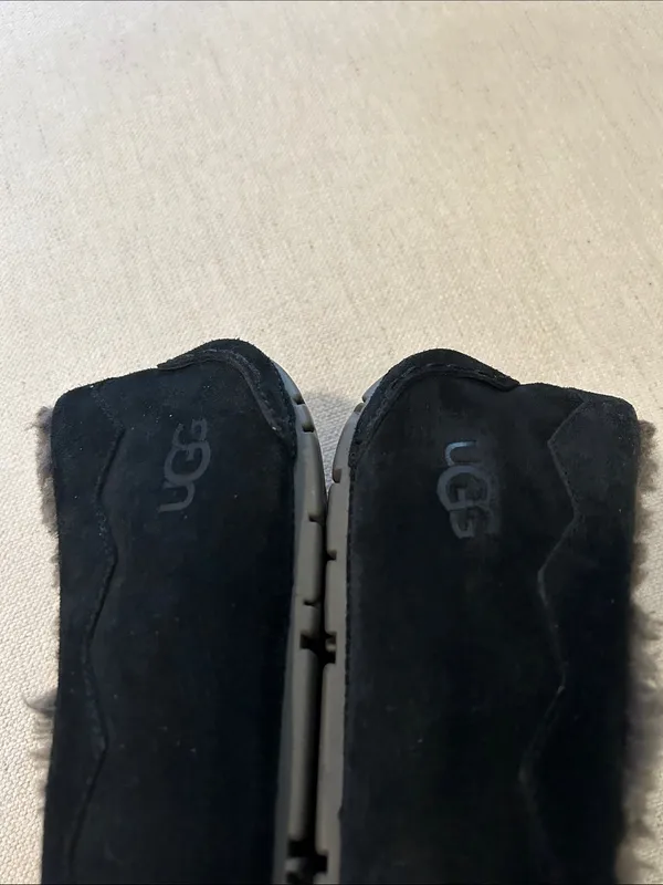 UGG Willow Slipper - Women's, Black, Size 12, NWOT Display pair - Image 7