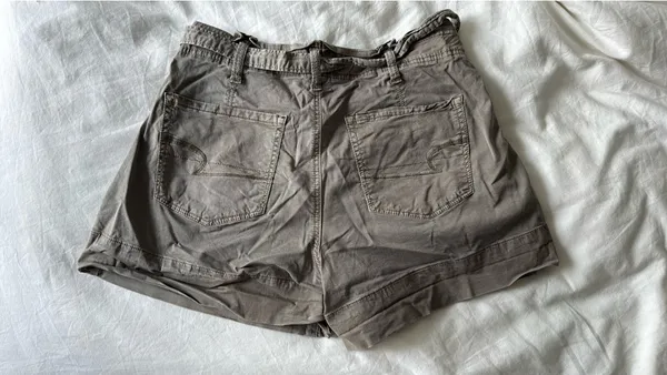 American Eagle Super Stretch Size 2 Shorts With Belt - Image 2