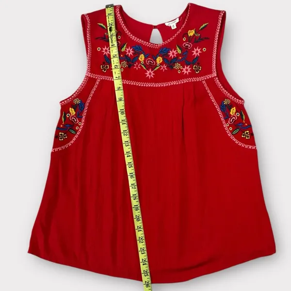 Women’s En Crème Red Sleeveless Embroidered Boho Blouse Size Medium #088 - Image 2