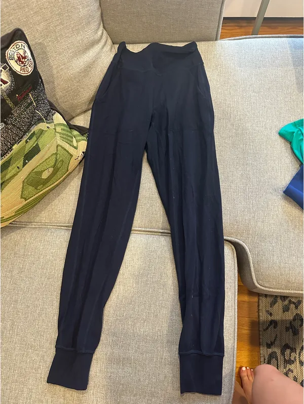 Lululemon High-Rise Align Joggers - Image 2