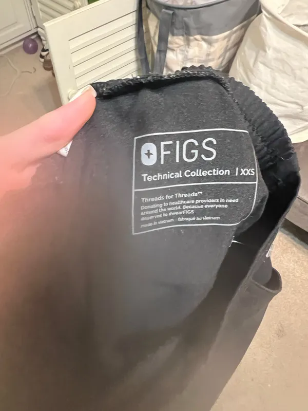 FIGS Scrub Pants - Image 3