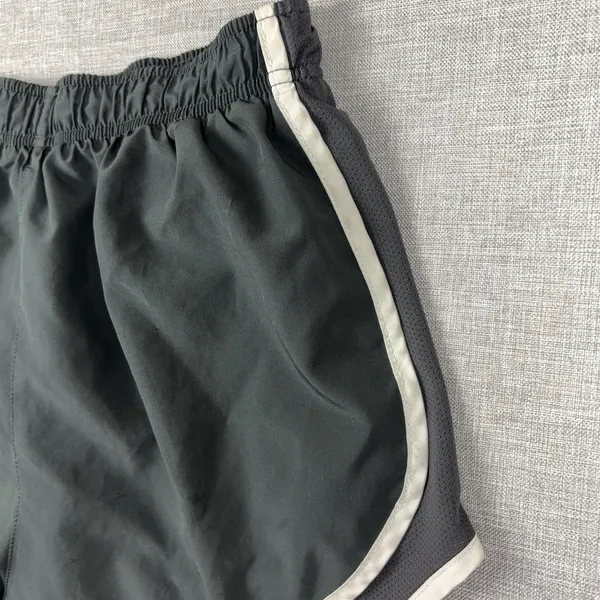 Nike Running Shorts Womens M Gray 3 In Lined Elastic Waist Athletic 831558-060 - Image 12