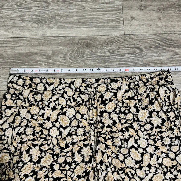 Old Navy Womens Pants XXL Black Tan Floral Print‎ Elastic Waist Cropped Casual - Image 10