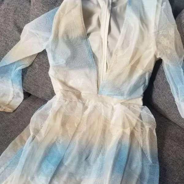 Boutique NWT Ombre V-neck plunge mini dress - Image 4