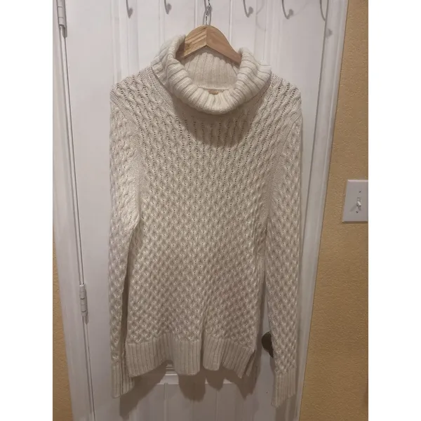 J Crew White Sweater Size L - Image 3