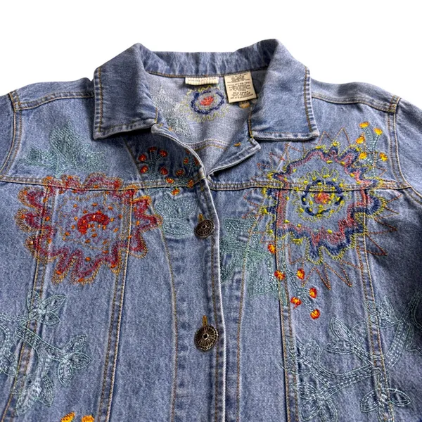 White Stag Denim Shirt Jacket Women Medium Stone Wash Floral Embroidered Boho - Image 3