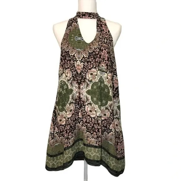 Olivaceous Olive Green Pink Batik Quatrefoil Print Shift Dress Choker Neck MED - Image 2