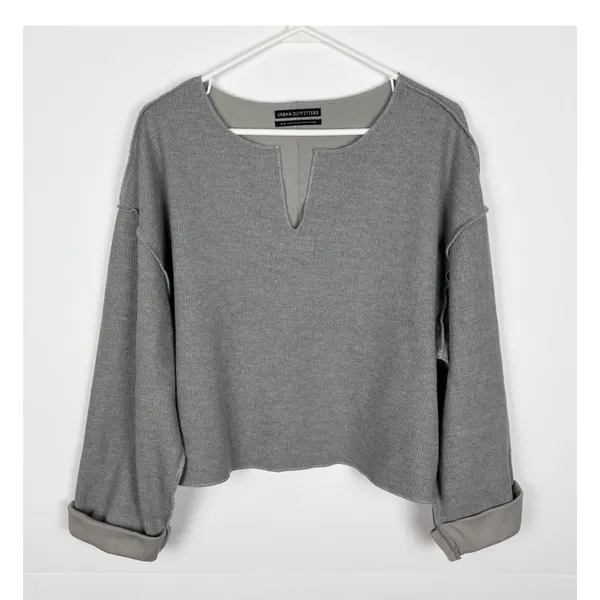 Urban Outfitters Jax Inside Out Oversized Notch Neck Top Gray Size Medium - Image 4