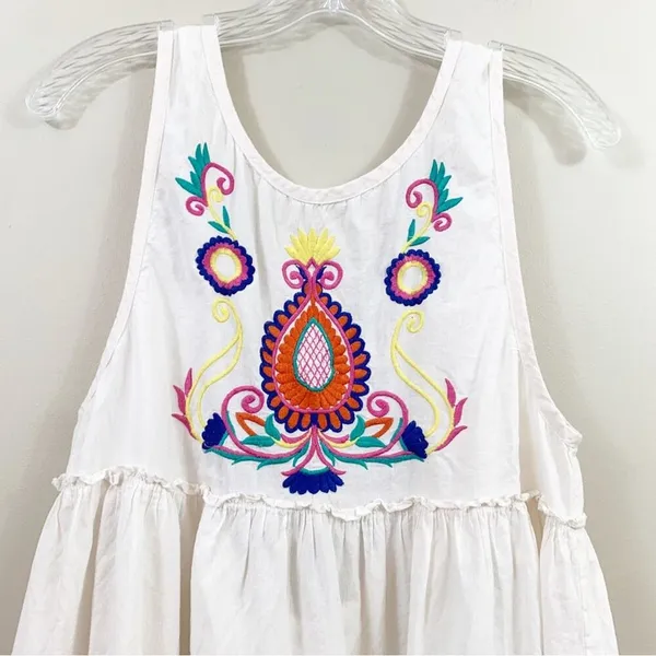 inLUV Floral Embroidered Cream/Pink Swing Tank - Image 2