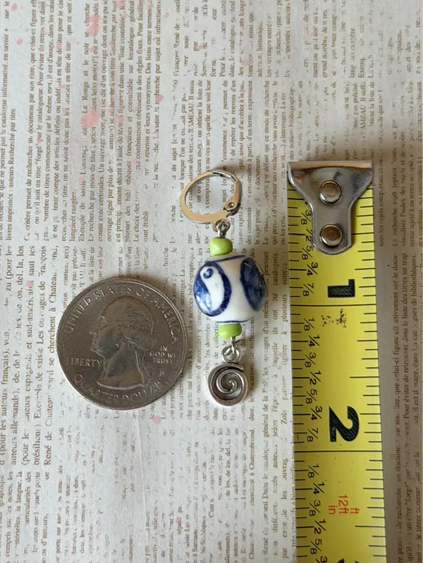 Handmade unisex boho funky porcelain Yin yang dangle earrings💚💙 - Image 6
