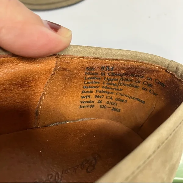 Eddie‎ Bauer tan suede flats size 8 - Image 5