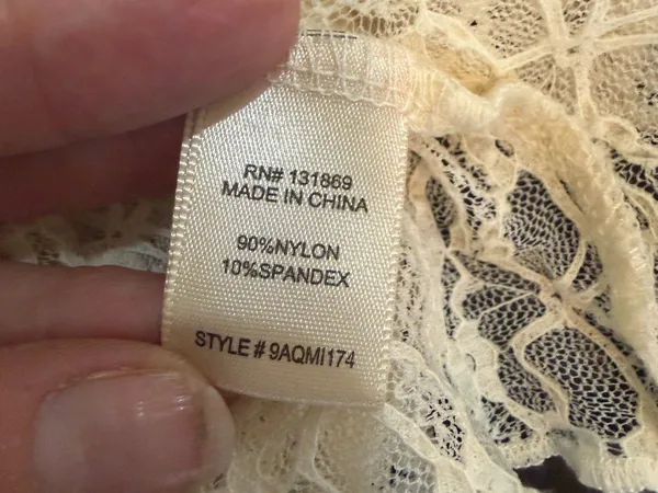 Thirty/Thirty LA Sheer Cream Lace Tie Front Ruffle Top Size XS - Image 9