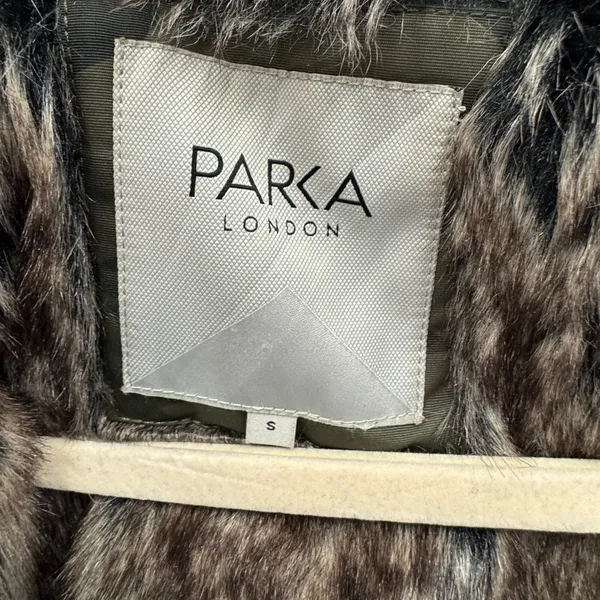 Parka London Women's‎ Caversham Faux Fur Parka Camo Small Lined Faux Fur Hood - Image 11