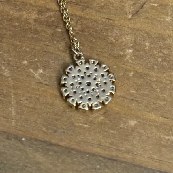 Dainty gold tone pave snowflake pendant necklace - Image 4