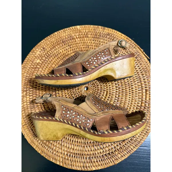 Ariat Brown Leather Laser Cut Floral Wedge Sandals Slingback Clogs Womens 9B - Image 5