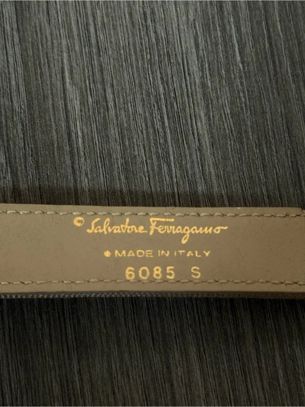 Authentic Salvatore Ferragamo Beige Vara Bow Ribbon Belt - Image 5