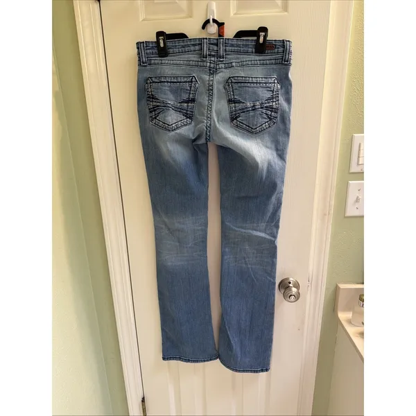 Wrangler Rock 47 Women's Blue Jeans Ultra Low Rise Sz‎ 30x34 Rodeo Cowgirl Denim - Image 3
