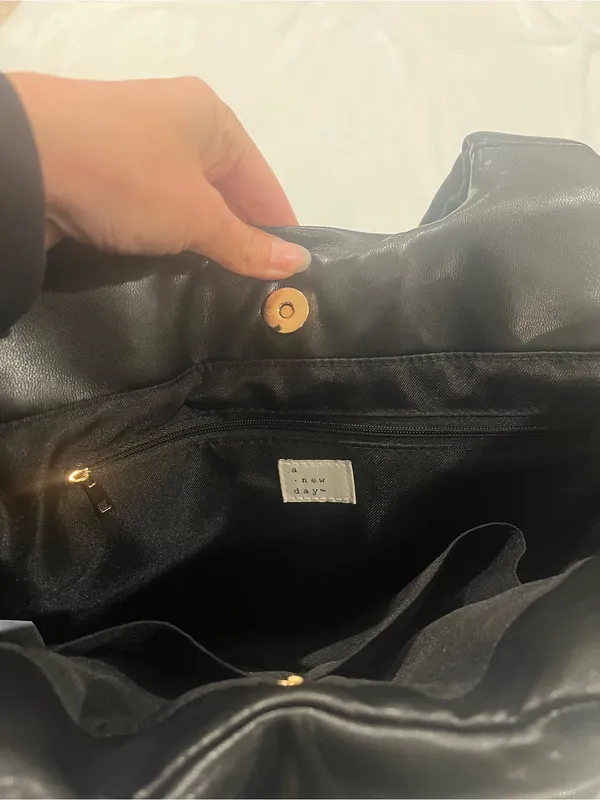 A New Day Black Puffy Ruched Shoulder Bag Tote - Image 3