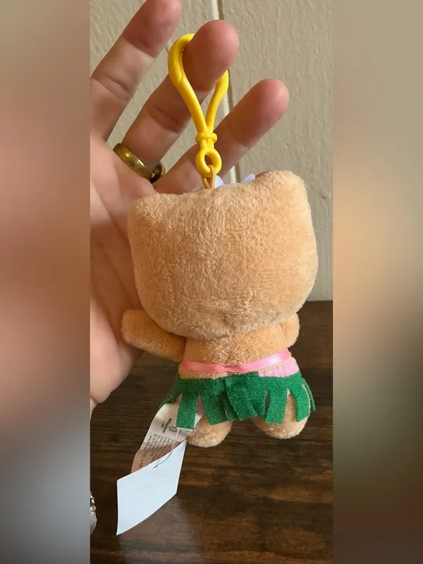 NWT Sanrio 2018 Hello Kitty Sun Kissed 4in. Hawaii Hula Plush Keychain Bag Clip - Image 2