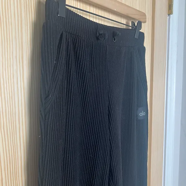 ALO YOGA- Muse Ribbed Jogger Sweatpants Black Size XXS - Image 3