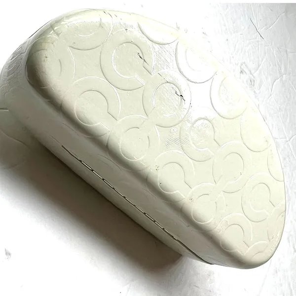 Coach hard shell glasses case embossed signature logo cream sunglasses large - Image 4