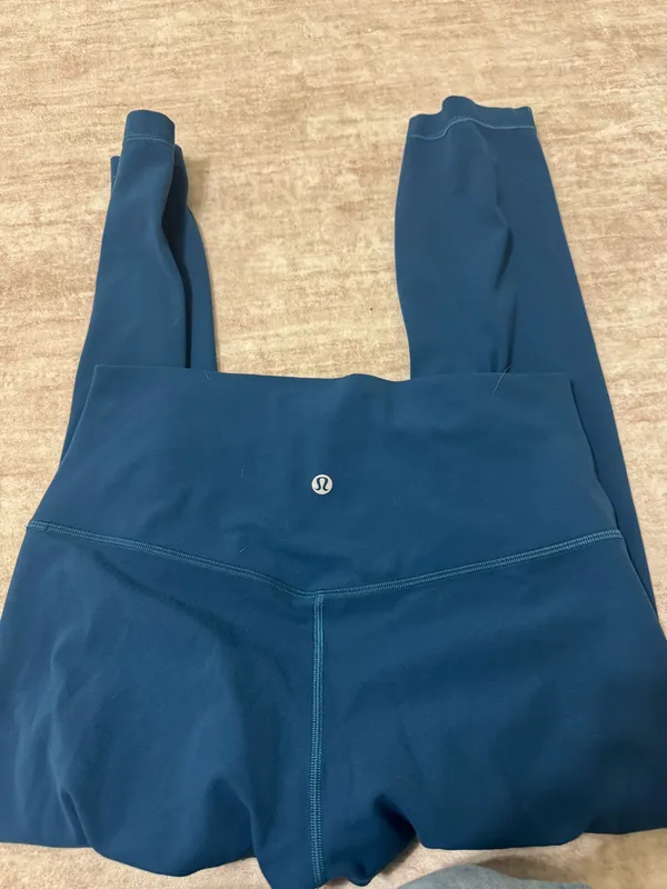 Lululemon Align Crop 23" size 8 - Image 2