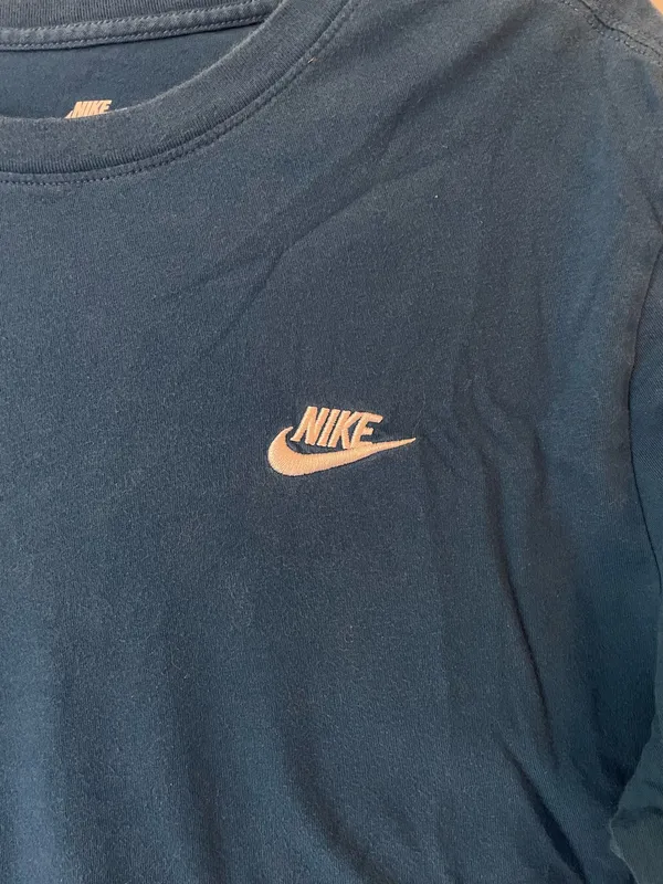 Nike Tee Shirt - Image 2