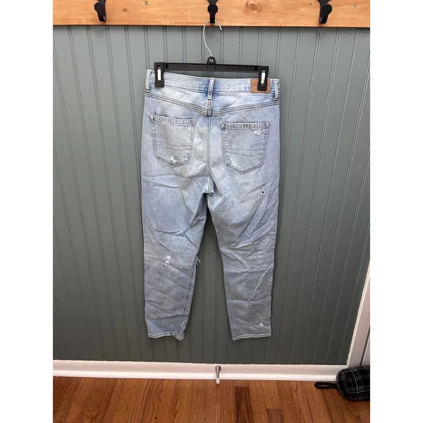 American Eagle Women Light Wash Distressed High Rise Mom Jeans Size 4 Regular - Image 3