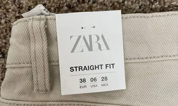 ZARA High Rise Jeans - Image 4