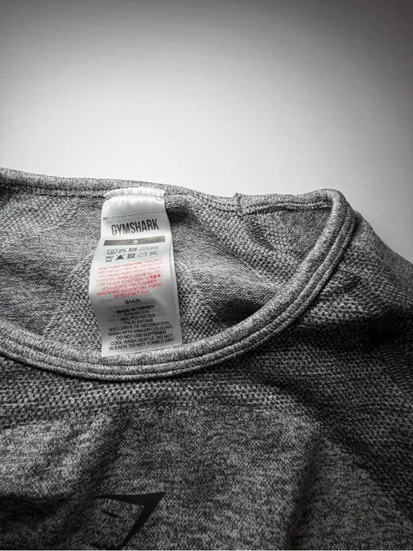 Gymshark Flex Long Sleeve Crop Top in charcoal gray marl, featuring thumbholes - Image 2