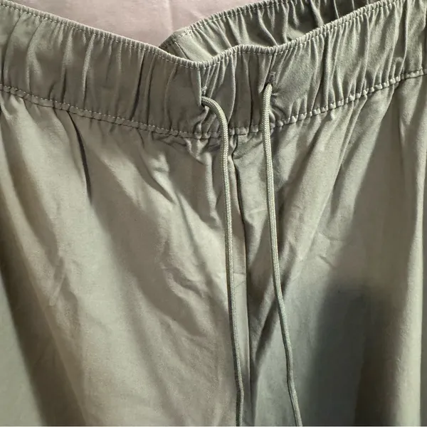 CALIA by Carrie Underwood Green Ankle Cropped Pants - Image 4