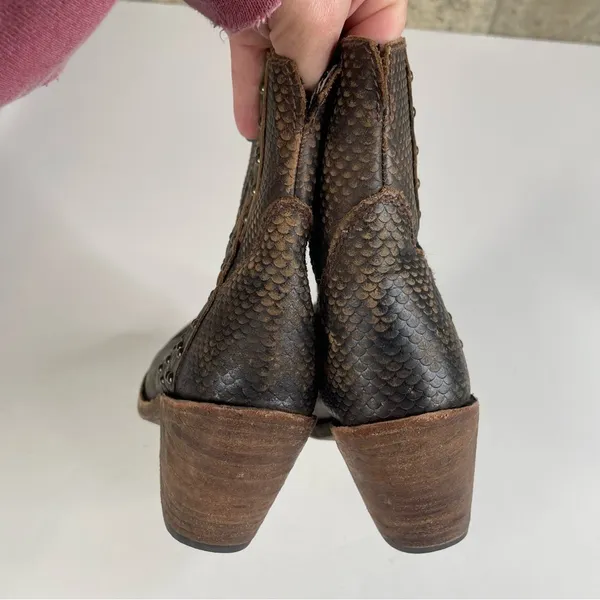 Liberty‎ Black Womens Studded Leather Ankle Boots Size 7 - Image 7