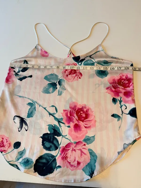 Victoria's Secret floral camy top, spaghetti straps, satin, sz M - Image 5