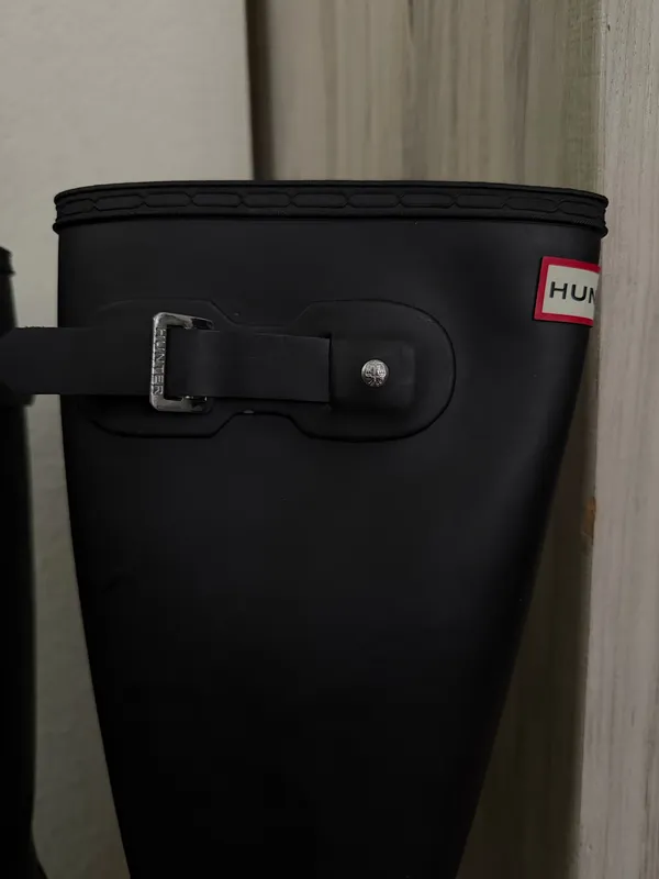 Hunter rain boots - Image 3