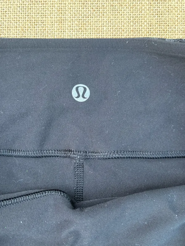 Lululemon Running Shorts Womens Size 8 Black - Image 3
