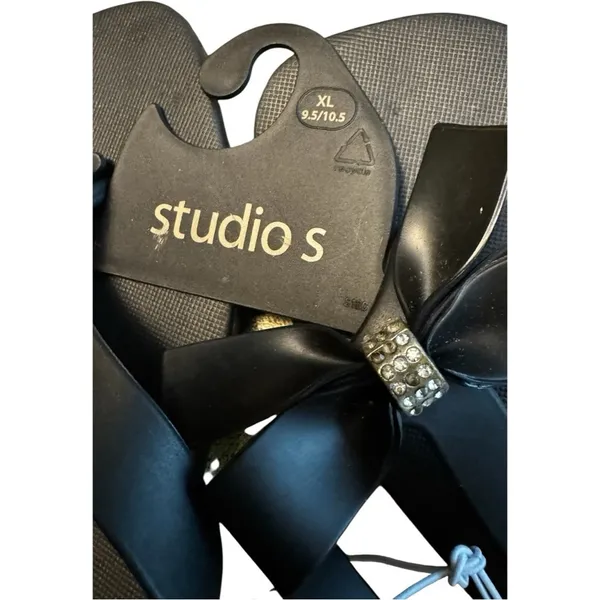 Studio S Black Women's Low Heel Flat Bow Details Sandals XL - Image 4