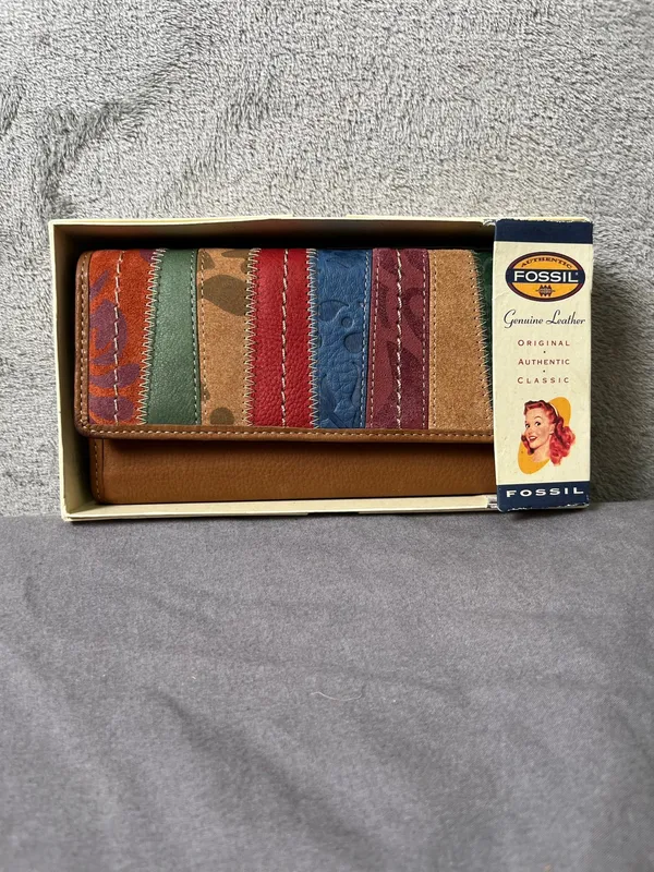Vintage Fossil Patchwork Genuine Leather Trifold Wallet‎ Floral Tooled Boho New - Image 2