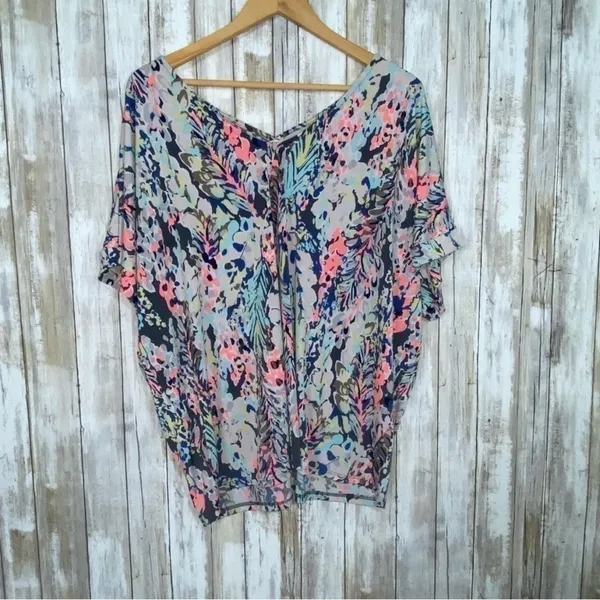 Jodifl Colorful Jungle Dolman Blouse •Medium - Image 2