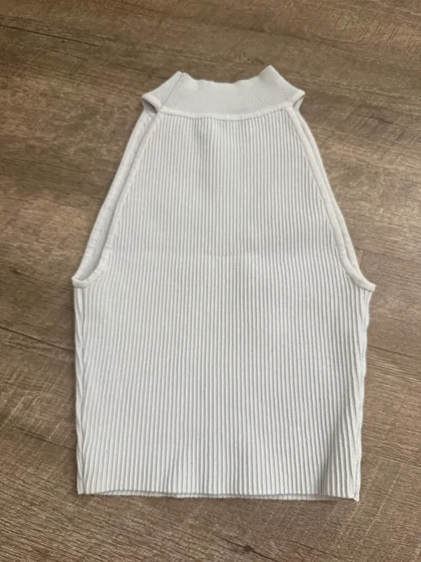 Light blue Aritzia tank! - Image 3