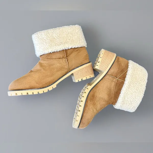 Source Unknown Women’s Brown Plush Lined Non-slip Winter Ankle Boot - Image 5