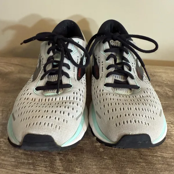 Brooks Ghost 13 Running Sneakers Gray Women’s Size 9.5 Lace Up - Image 3