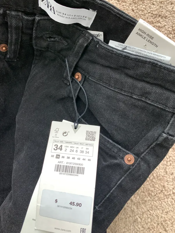 ZARA Black Straight Leg Jeans - Image 4